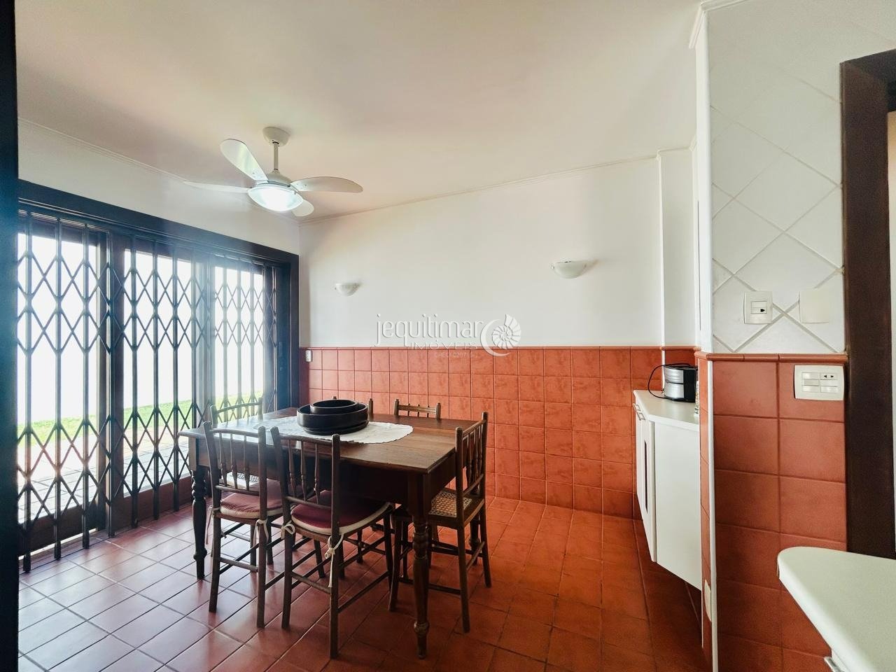 Imagem da propriedade GJA8442 16